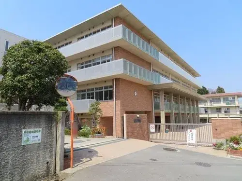 4 chambres, salon, salle à manger, cuisine, Ville d'Ikoma, Préfecture de Nara (10)