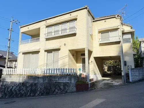 Akiya in Fuchu Town