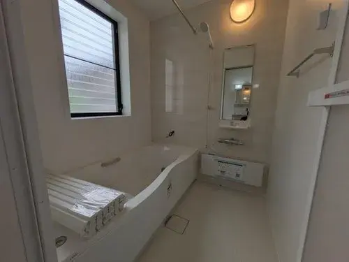 Almacenamiento en Todas las Habitaciones, Edificio de 2 Plantas, Naruto-cho, Prefectura de Tokushima (3)
