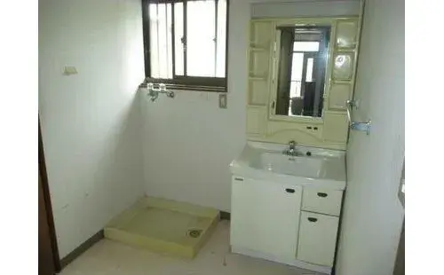 Two-Story Detached House Matsuyama City Ehime Prefecture (6)