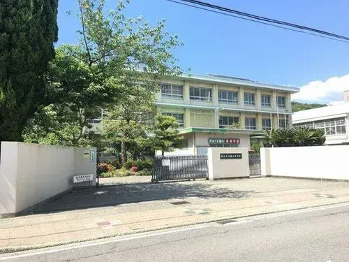 [Bien immobilier 3LDK+S] Ville de Matsuyama, Préfecture d'Ehime (3)