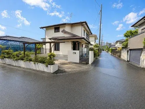 Akiya in Koshi