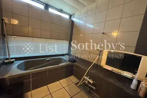 5LDK Property Urasoe City Okinawa Prefecture (12)