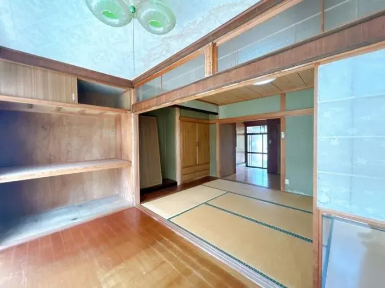 5LDK Karatsu City Saga Prefecture Property (18)