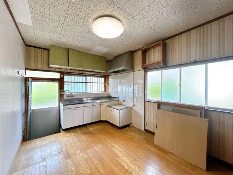 5LDK Karatsu City Saga Prefecture Property (21)