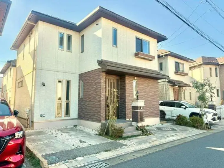 Akiya in Yachiyo