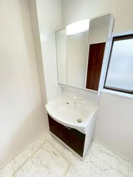 Propriété 5LDK
Rifu-cho, Miyagi-gun
Préfecture de Miyagi (32)
