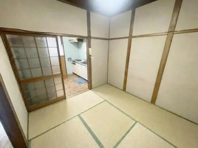 Slide 4