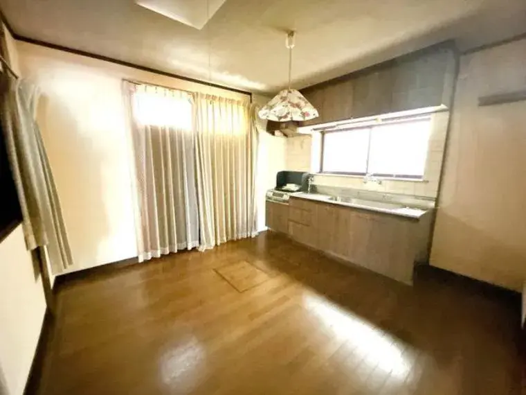 3LDK Shimamoto-cho, Osaka (4)