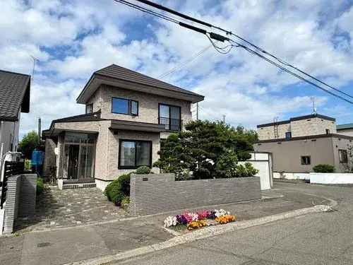 Akiya in Sapporo