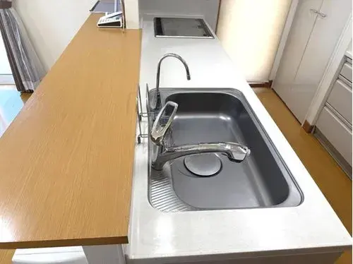青森県八戸市2階建LDK15畳以上物件 (5)