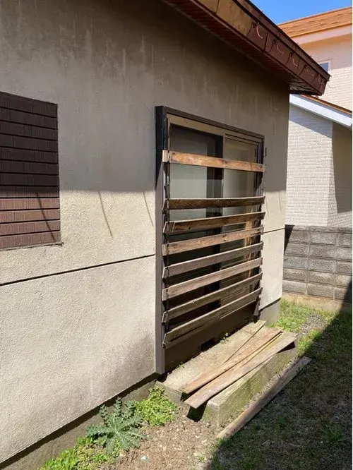 Slide 4