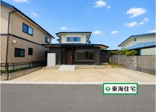 Akiya in Tomiya
