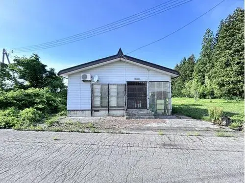 Akiya in Obanazawa