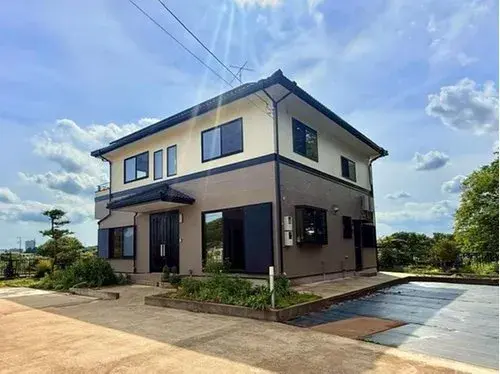 Akiya in Yachiyo