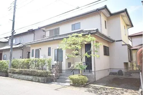 Akiya in Sakura
