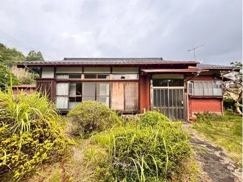 Akiya in Tako Town