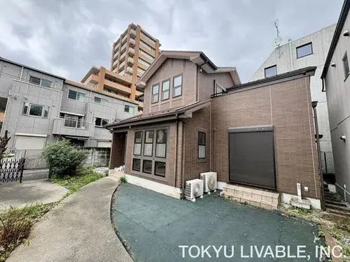 Akiya in Itabashi Ward