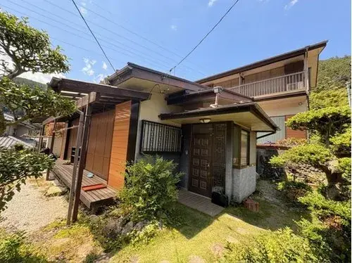 Akiya in Ome