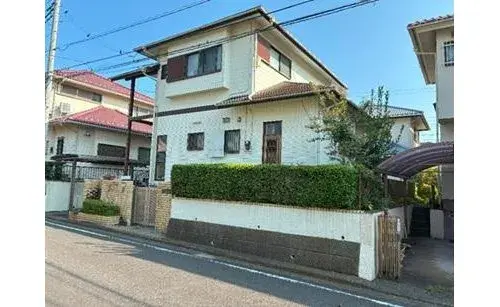 Akiya in Ebina