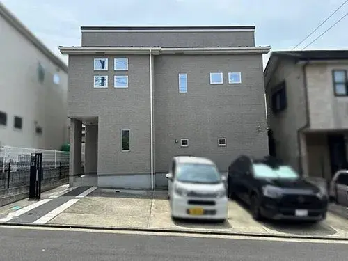 Akiya in Yokosuka