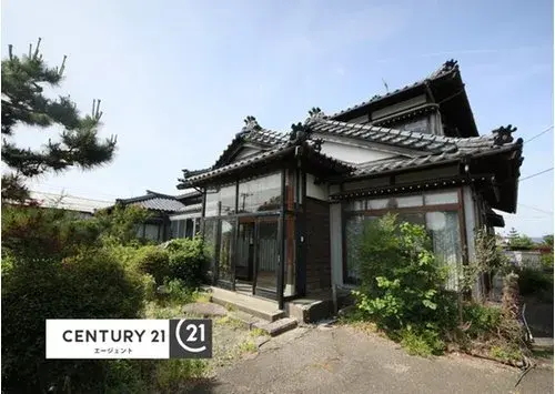 Akiya in Gosen