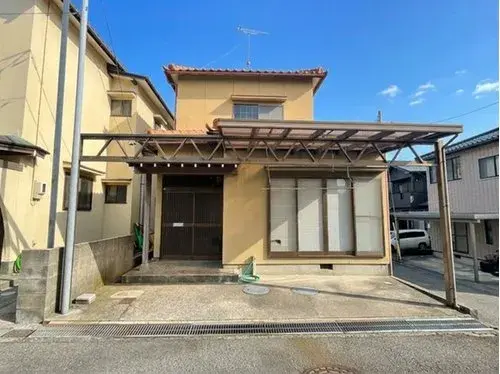 Akiya in 金沢市
