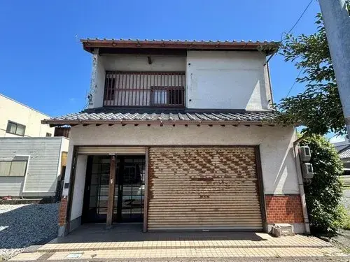 Akiya in Makinohara