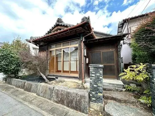 Aichi Prefecture Gamagori City 1DK Property (2)