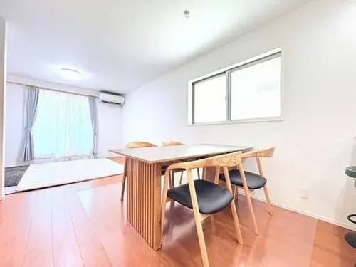 Storage-Rich Detached House Nakamura Ward Aichi Prefecture (2)