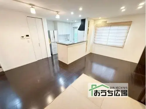 全卧室收纳二层建筑房产 天麻市 爱知县 (2)