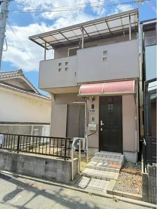 Akiya in Osaka