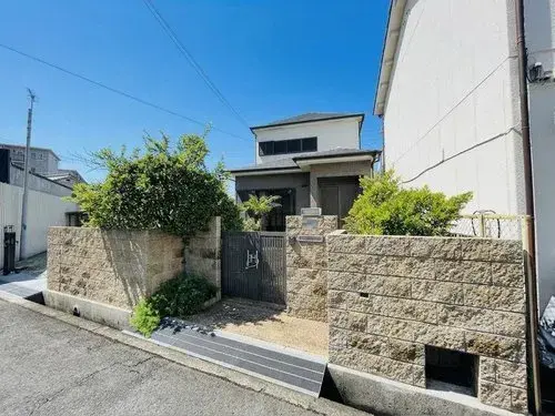 Akiya in Kaizuka
