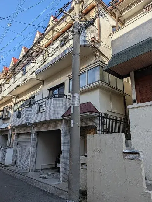 Akiya in Yao