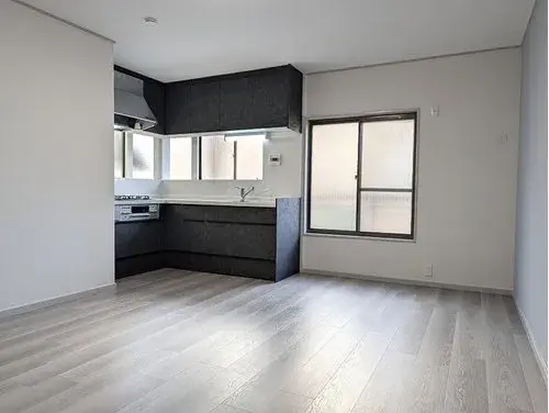 4LDK Property in Yao City, Osaka Prefecture (2)