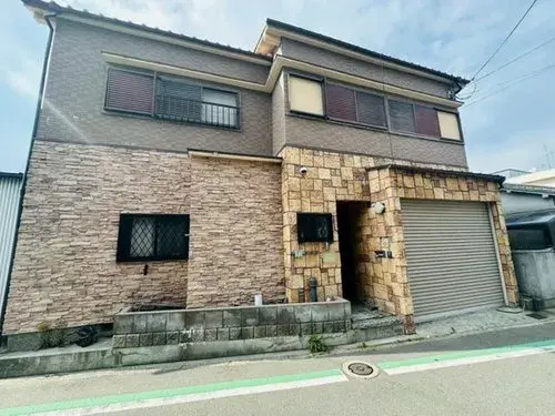 Akiya in Hirakata