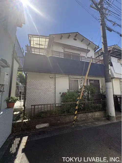 Akiya in Sakai