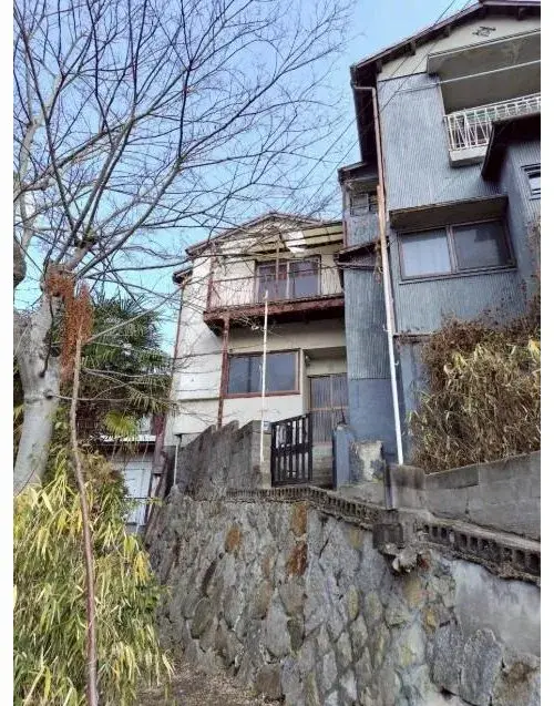 Slide 4