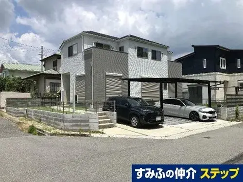Akiya in Kobe