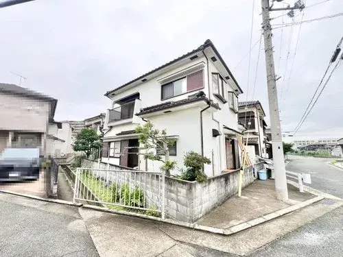 Akiya in Akashi