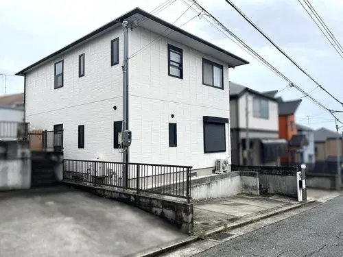 Akiya in Kobe