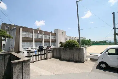 Недвижимость 4LDK+S, город Katsuragi, префектура Nara (2)