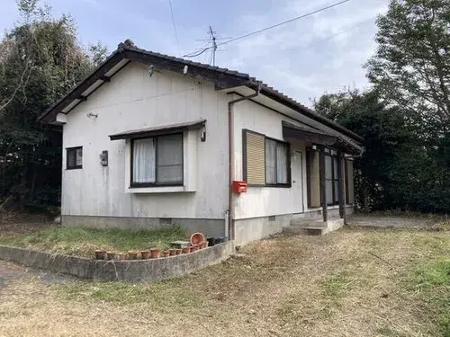 Akiya in Hiji Town