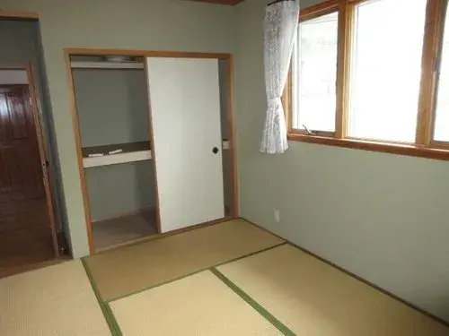2 Bedroom Property Beppu City Oita Prefecture (3)