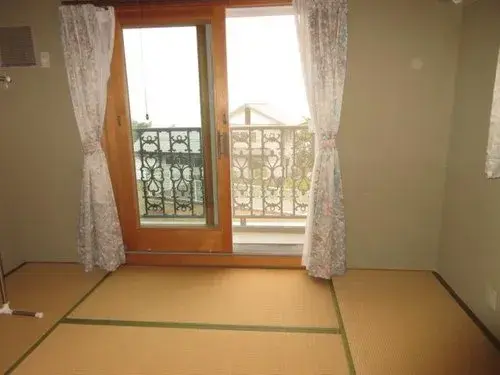2 Bedroom Property Beppu City Oita Prefecture (4)