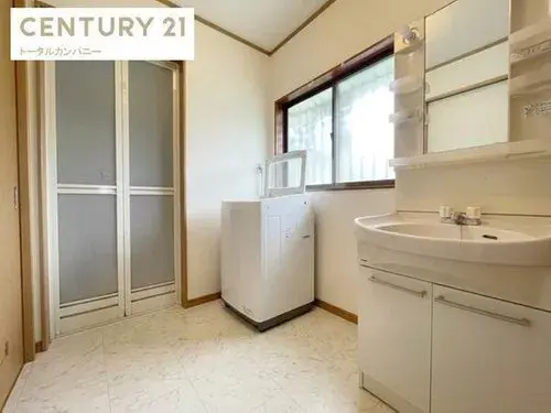 Miyazaki Prefecture Miyazaki City 4DK Property (16)