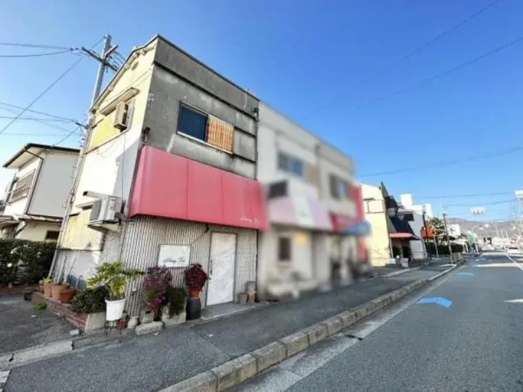 Akiya in Ikeda