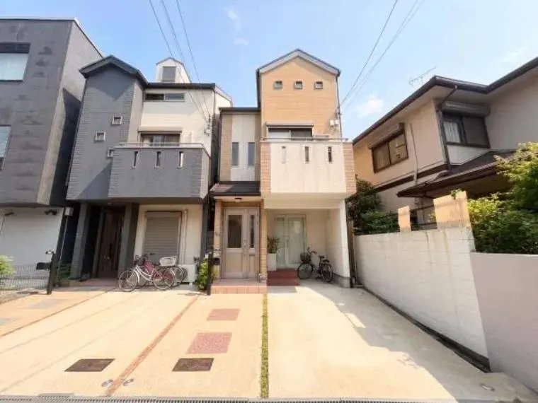 Akiya in Osaka