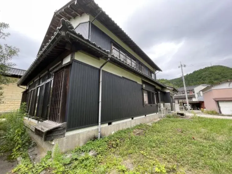 Недвижимость 8DK в городе Hakusan, префектура Ishikawa (3)