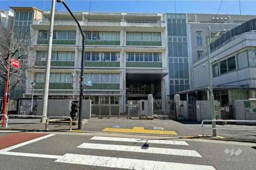 Недвижимость 5LDK или более Shinagawa-ku Tokyo (16)